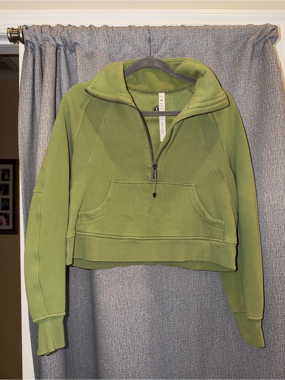 Llululemon Cropped Half-Zip Pullover in Olive Green